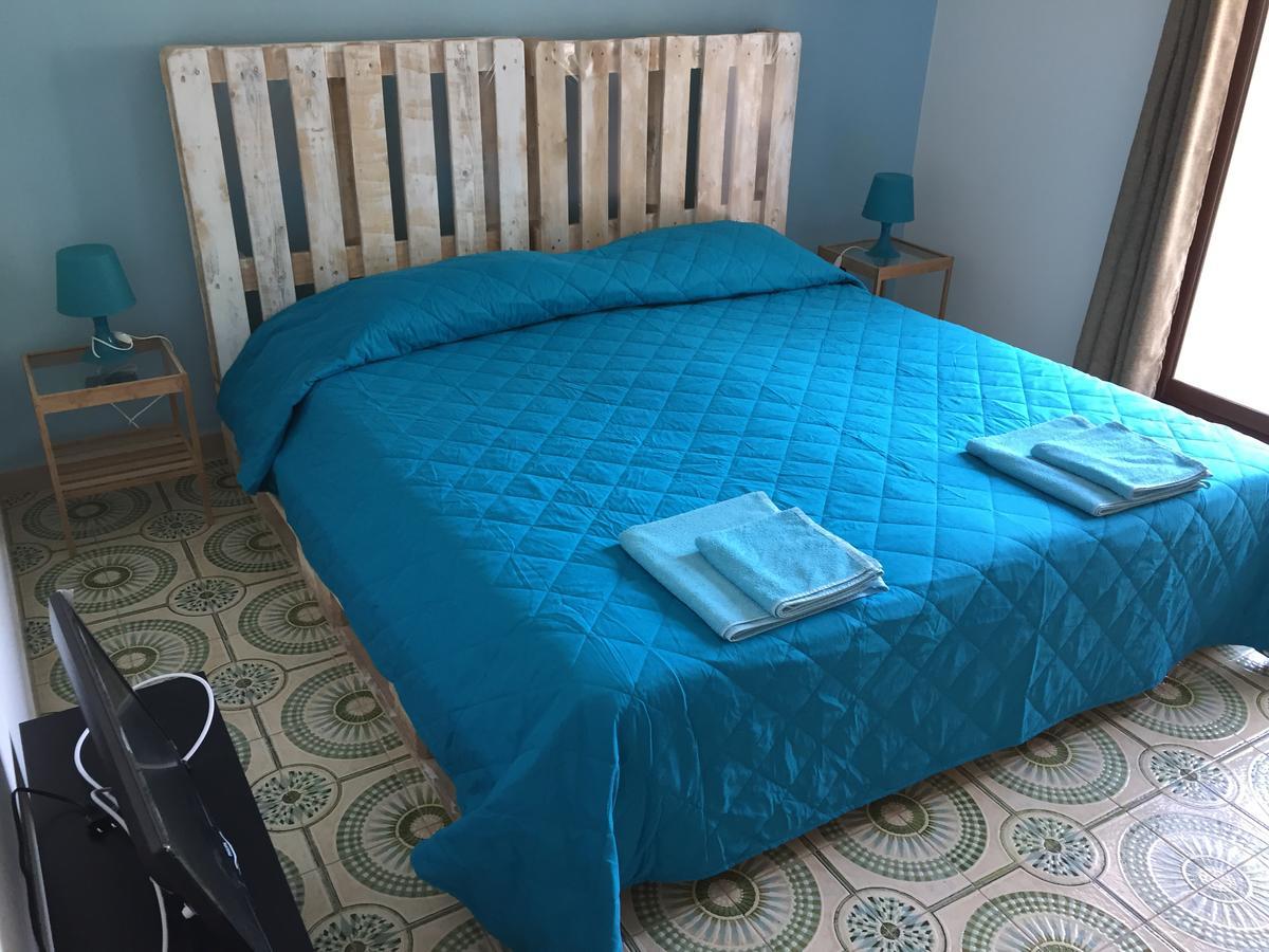 Bed and Breakfast Trentatre Quarantatre Мола-ди-Бари Экстерьер фото